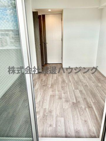 アルティザ江坂の寝室