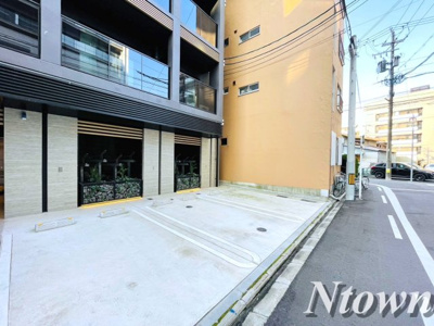 【駐車場】 | RESIDENCE RAMIA | 駐車場完備です