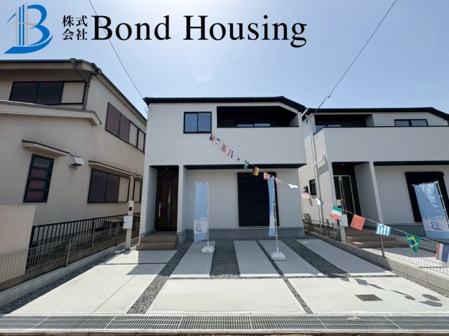 LDK19帖・ＳＩＣ　ＷＩＣ付き・玉津町今津　2期2号棟の前面道路含む現地写真