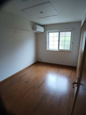 【洋室】 | エル・東山