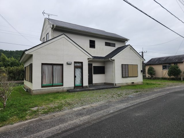 いすみ市小池、事務所付き木造2階建の画像