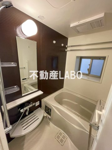 エステムコート難波VIエントの浴室