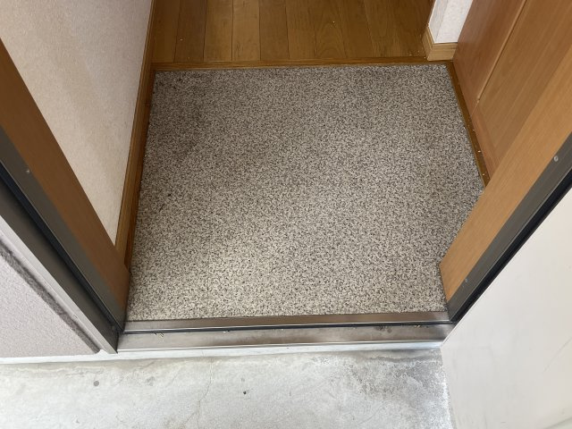 Ｓ・Ｊルミナスの玄関
