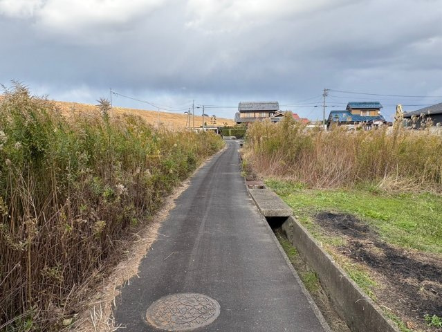 売土地　岐阜市高河原　502.15坪の前面道路含む現地写真