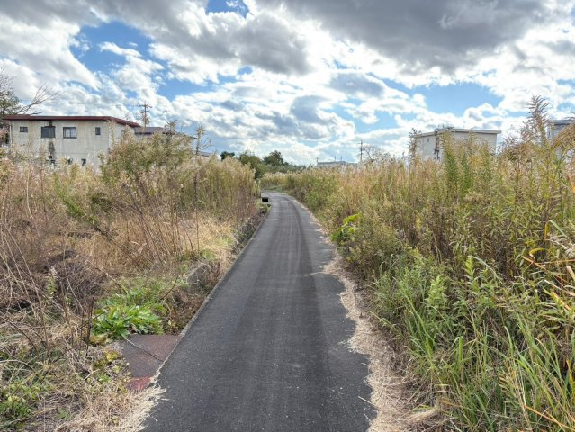 売土地　岐阜市高河原　502.15坪の前面道路含む現地写真