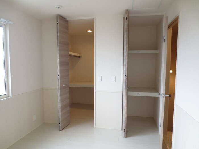 アールエム都北の収納|206 ウォークインクローゼット・収納