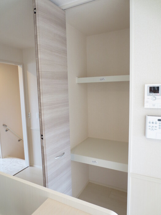 アールエム都北の収納|206 収納