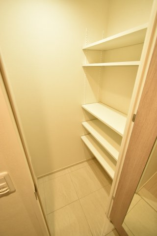 富士林プラザ13番館の収納