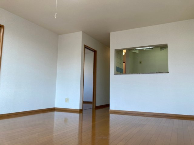 エコーハイツの居間・リビング