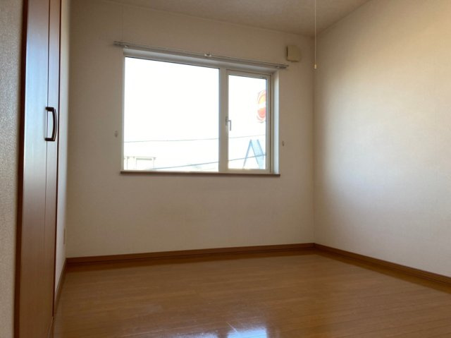 エコーハイツの洋室