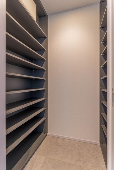 渋谷区神宮前１丁目の賃貸マンションのその他|シューズインクローゼット