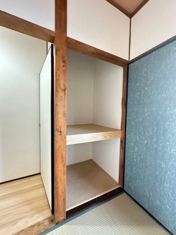 藤岡貸家の内装