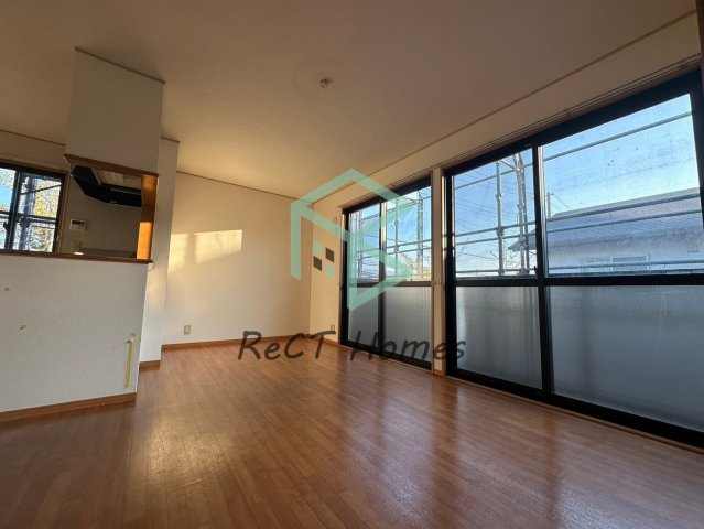 フォレスト21の居間・リビング