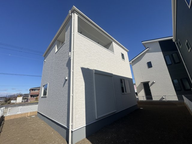 新築　太田市岩瀬川町第8　Livele Garden.S  2号棟の外観|現地写真　完成しました！物件のご内覧等、お気軽にお問合せください♪　							

