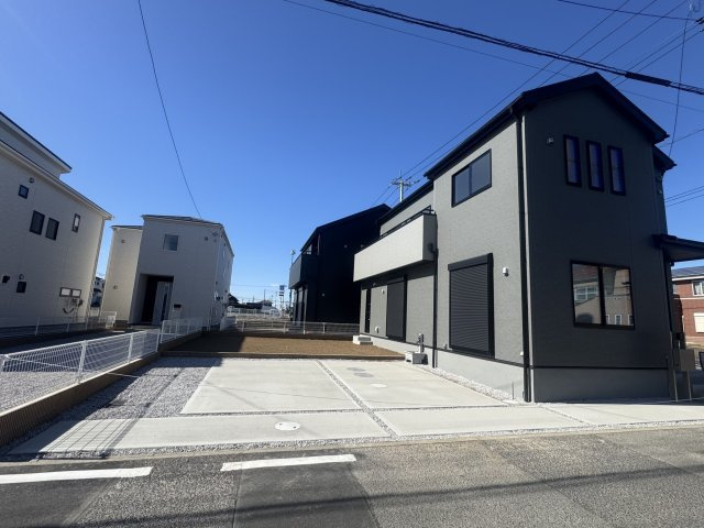 新築　太田市岩瀬川町第8　Livele Garden.S  5号棟の駐車場|現地写真　駐車スペースは3台分可能です！
