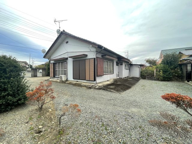 藤岡市中栗須　中古1090の外観