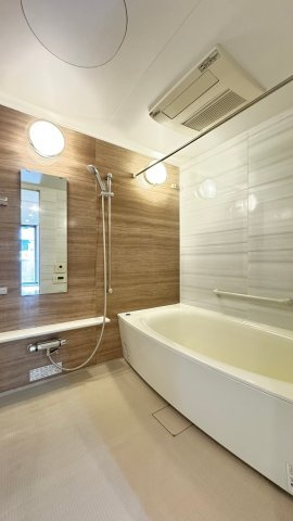 エスリード西宮甲陽園Ⅱ番館の浴室|浴室乾燥機