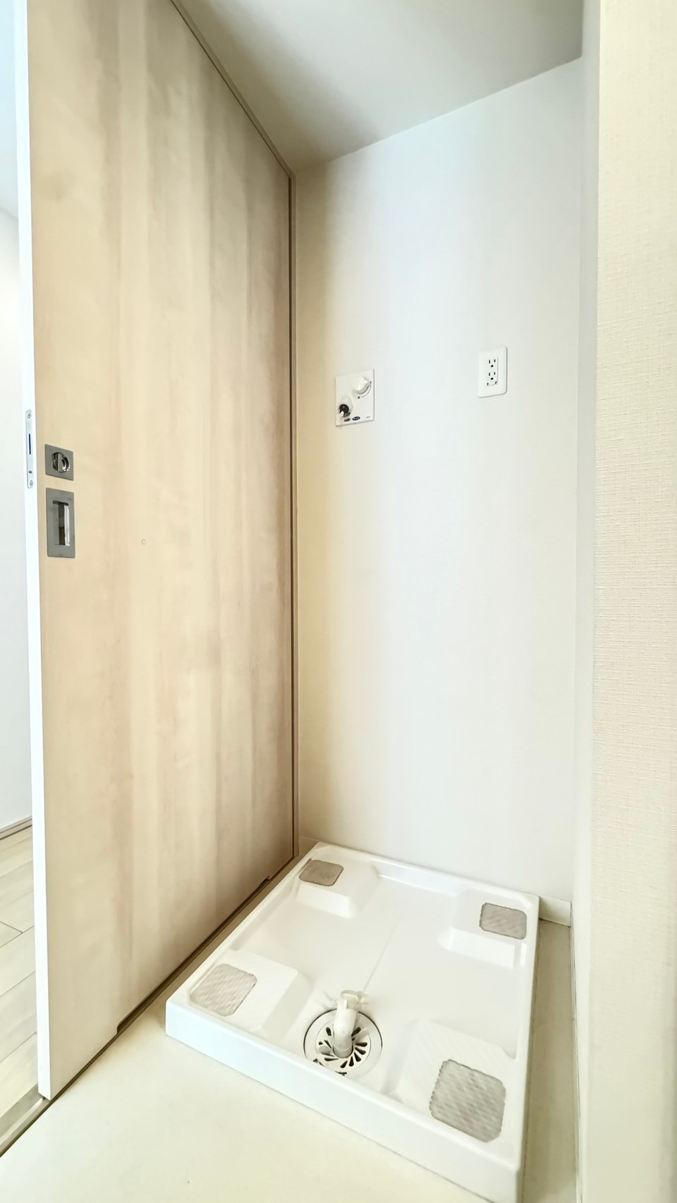 エスリード西宮甲陽園Ⅱ番館のランドリースペース|ランドリースペース