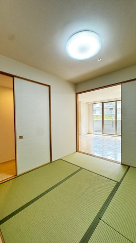 エスリード西宮甲陽園Ⅱ番館の和室|和室