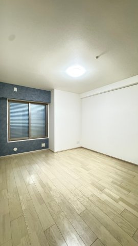 エスリード西宮甲陽園Ⅱ番館の洋室|洋室