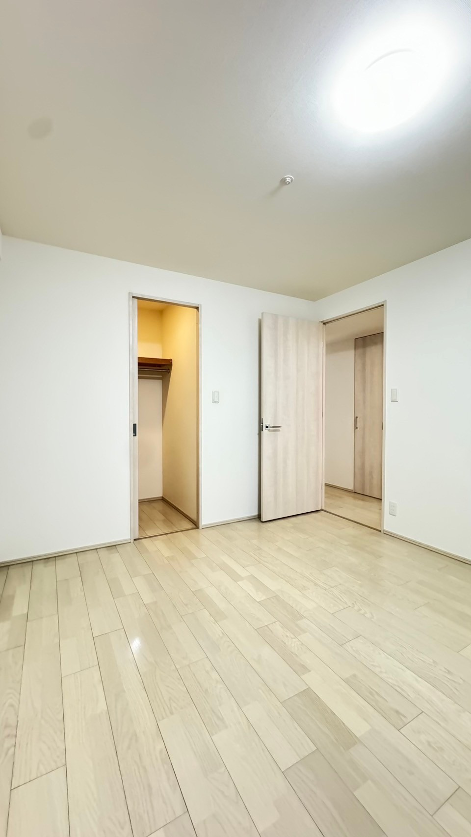 エスリード西宮甲陽園Ⅱ番館の子供部屋|洋室