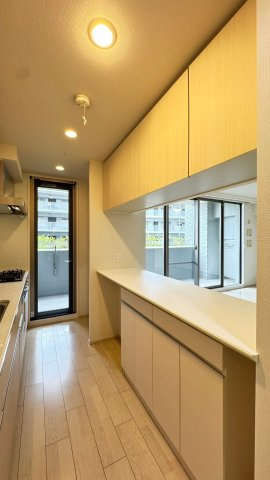 エスリード西宮甲陽園Ⅱ番館のキッチン|キッチンスペース