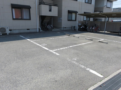 【駐車場】 | メゾンリヴェール