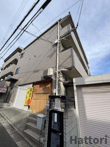 キャビン千里山の外観