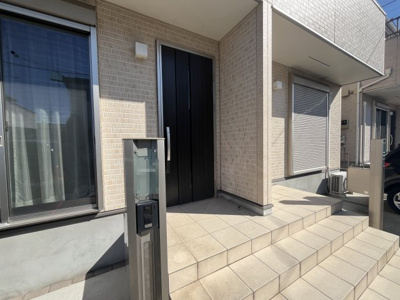 【エントランス】 | リバーアイランド美園 | 清潔なエントランスです