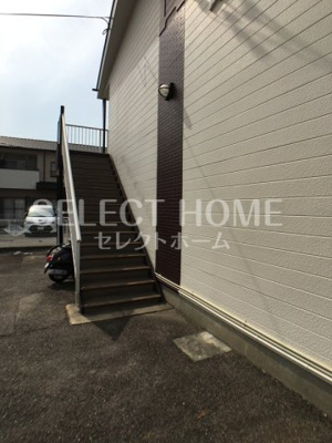 【エントランス】 | Ｓｕｒｐｌｕｓ　Ｏｎｅ　富川 | 清潔なエントランスです