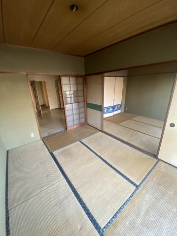 リゾートビラ西戸崎の和室|落ち着いた雰囲気の和室付きです