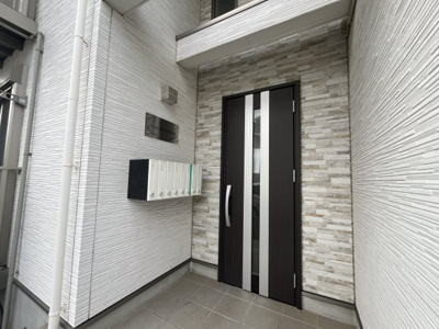 【エントランス】 | キャメル浦和美園ⅢC棟 | 落ち着いたエントランスです