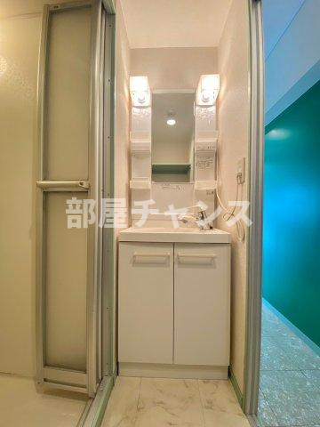 第六加藤ビルの独立洗面台