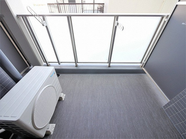 Quintet NAMBAのバルコニー