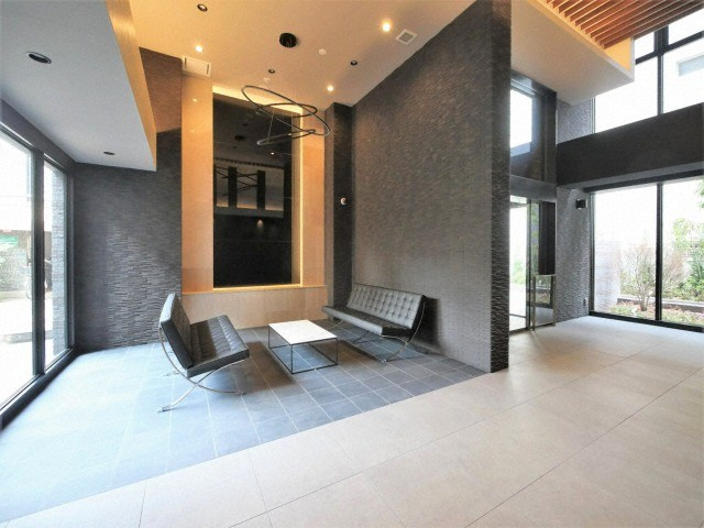 Quintet NAMBAのロビー