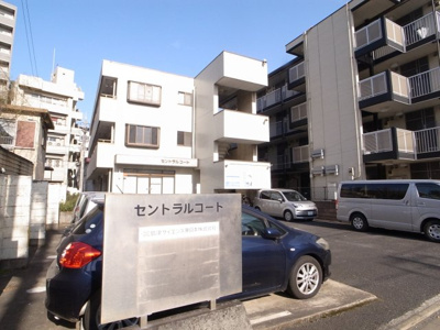 【外観】 | セントラルコート | なんと、目の前コンビニなんですって。
