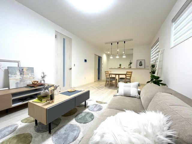 西区井口四丁目　№36312の居間・リビング|家族団らん
18.2帖