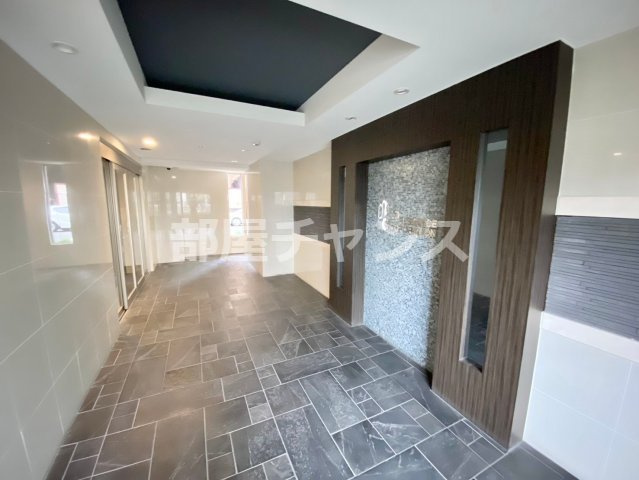 プレサンス名古屋STATIONルミアスのロビー