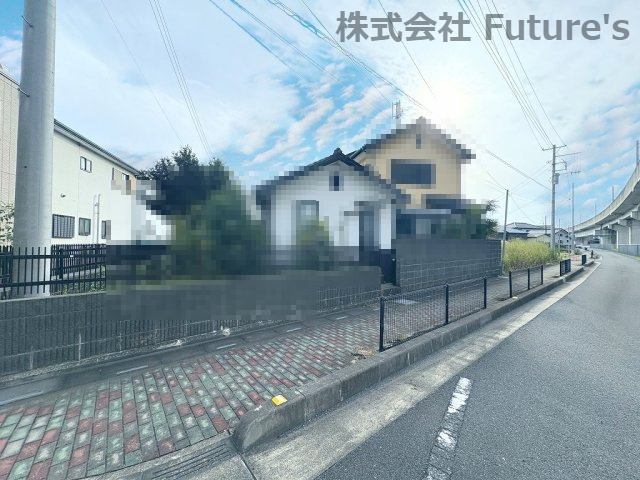 三郷市幸房　建築条件無し売地の外観|更地渡し（現況上物あり2025年1月下旬解体予定）