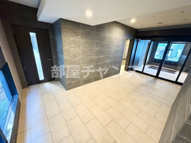 プレサンス伏見アーバンベースのロビー