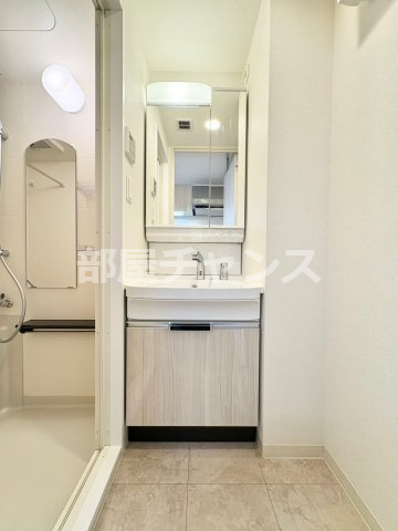 プレサンス伏見アーバンベースの独立洗面台