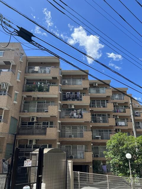 クイーンハイツ溝の口の外観