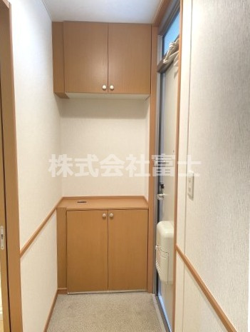 エスポワール新興町の玄関