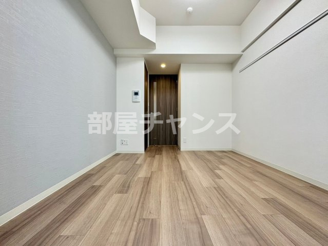 プレサンス丸の内アドブルの居間・リビング