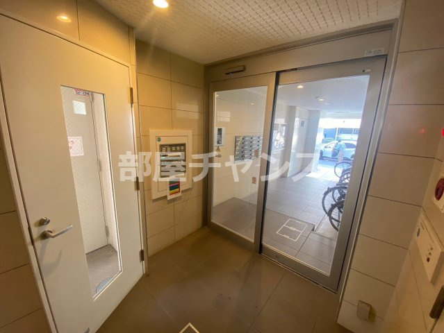 ヒルズ新栄3号館のロビー