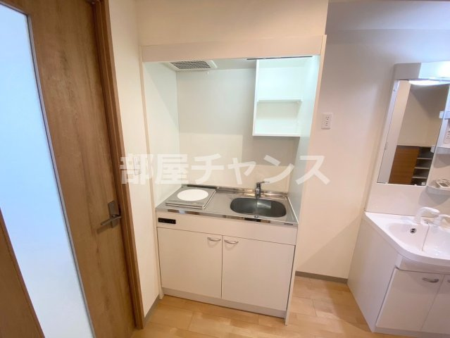 ヒルズ新栄3号館のキッチン