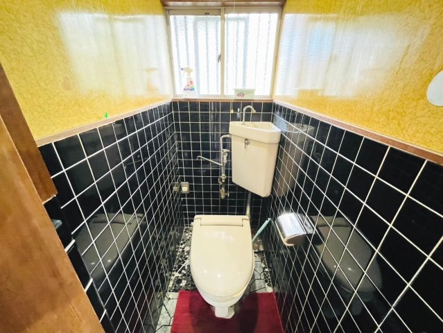 中古戸建　瑞穂市本田　昭和47年築のトイレ