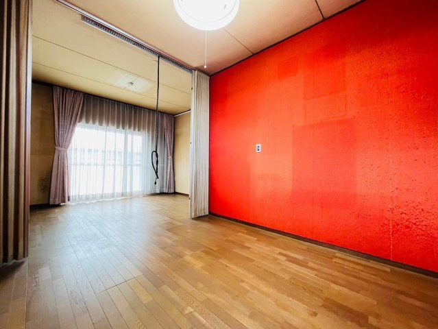 中古戸建　瑞穂市本田　昭和47年築の洋室|2階洋室