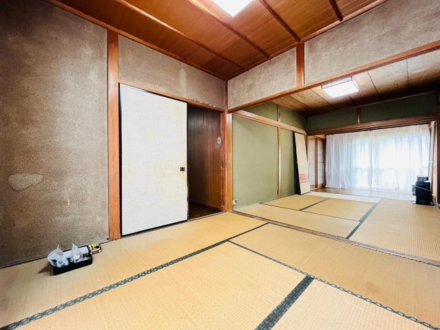 【商談中】中古戸建　瑞穂市本田　昭和47年築の和室|1階和室