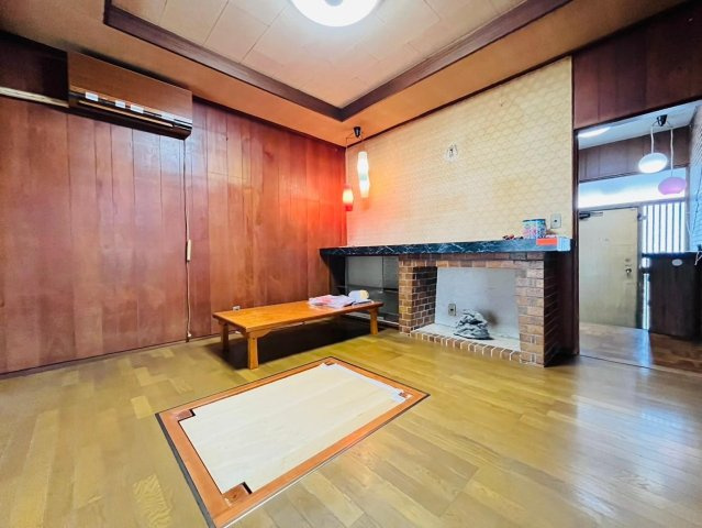 中古戸建　瑞穂市本田　昭和47年築の居間・リビング